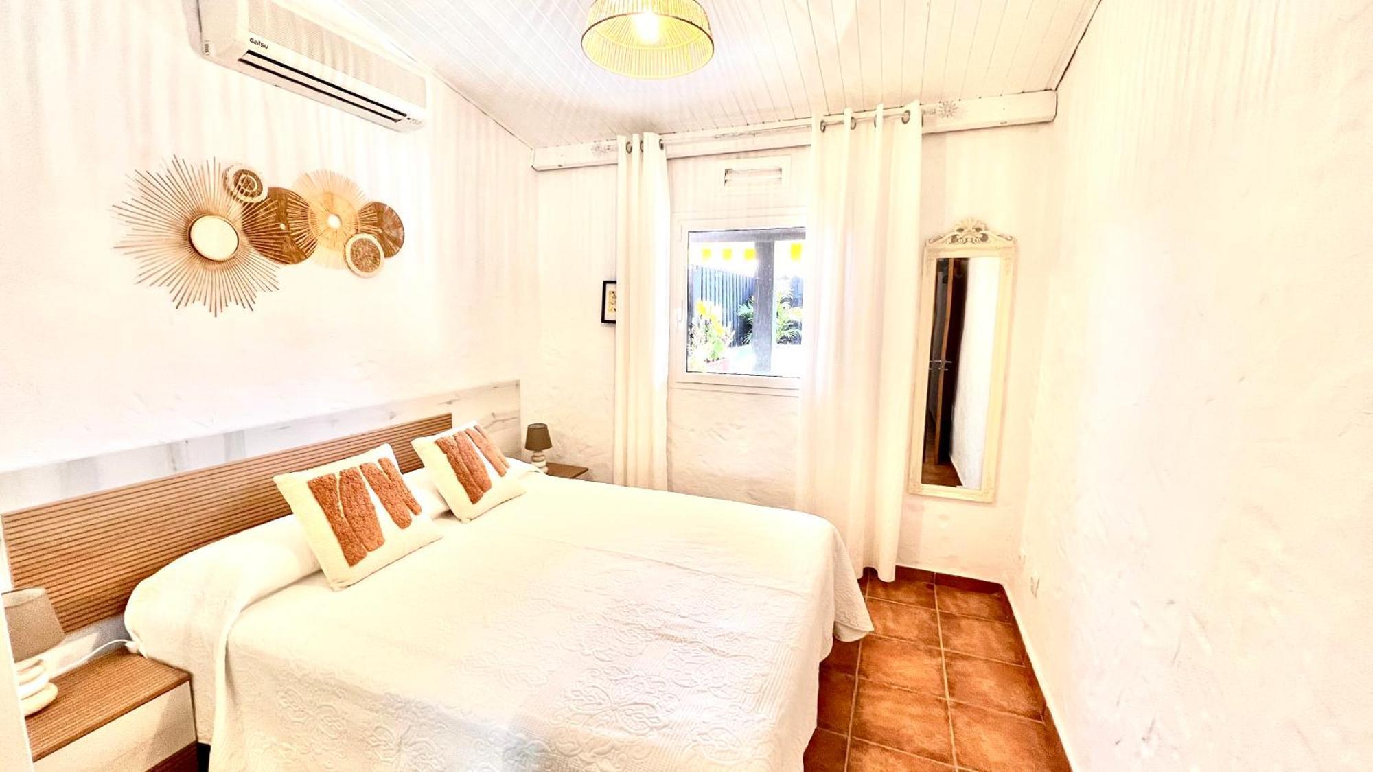 Oasis Beach Holiday Home With Jacuzzi Playa del Ingles  Exterior photo
