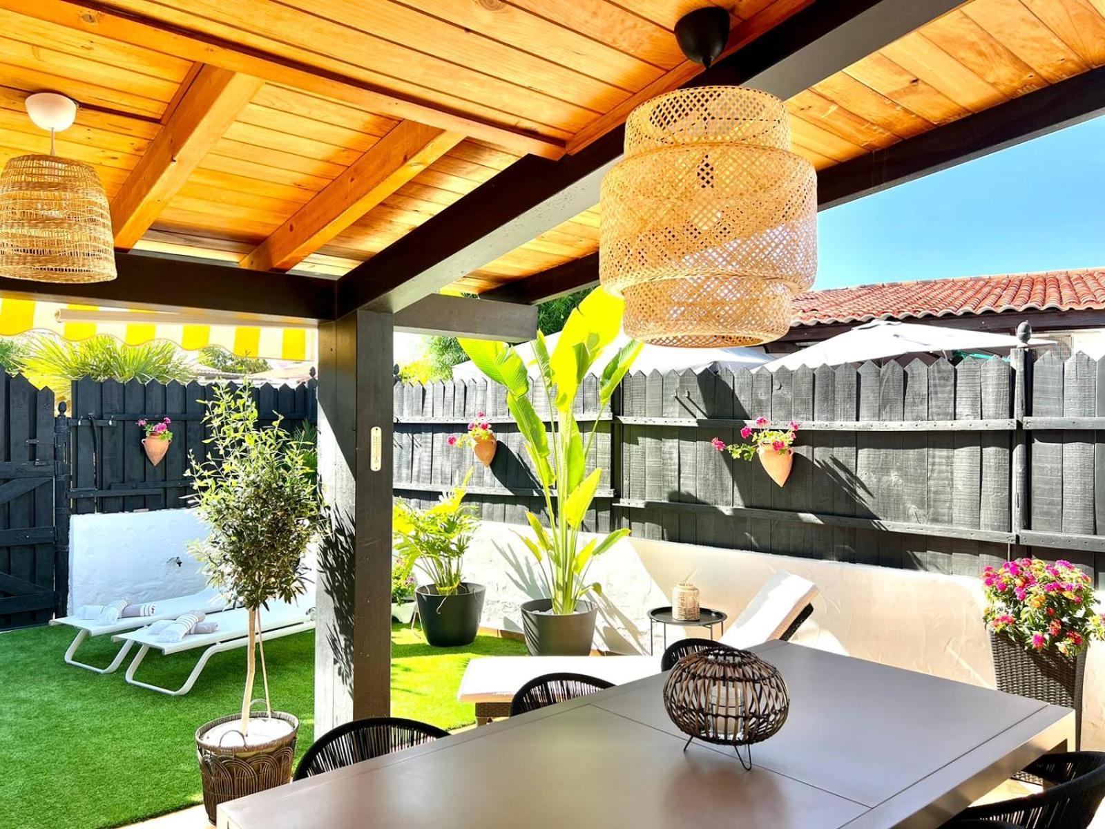 Oasis Beach Holiday Home With Jacuzzi Playa del Ingles  Exterior photo